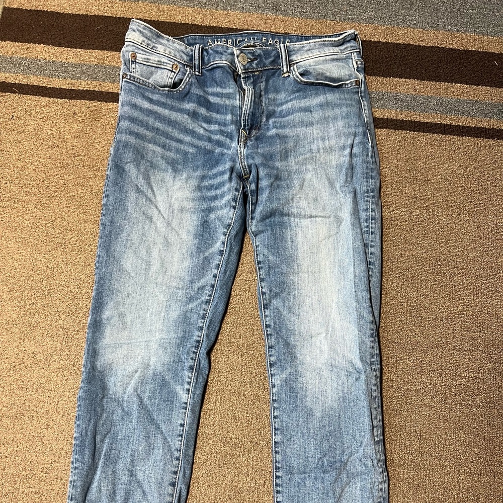 33x32 American eagle straight cut flex jeans